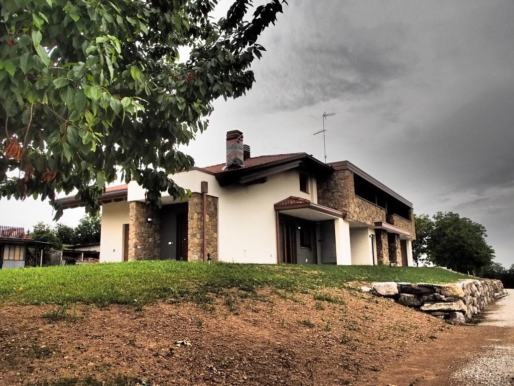 Alloggio Agrituristico Ai Tre Castelli Moruzzo Экстерьер фото