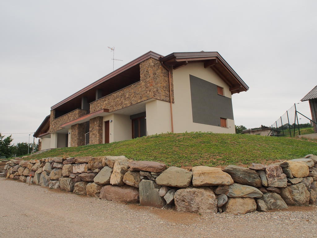 Alloggio Agrituristico Ai Tre Castelli Moruzzo Экстерьер фото