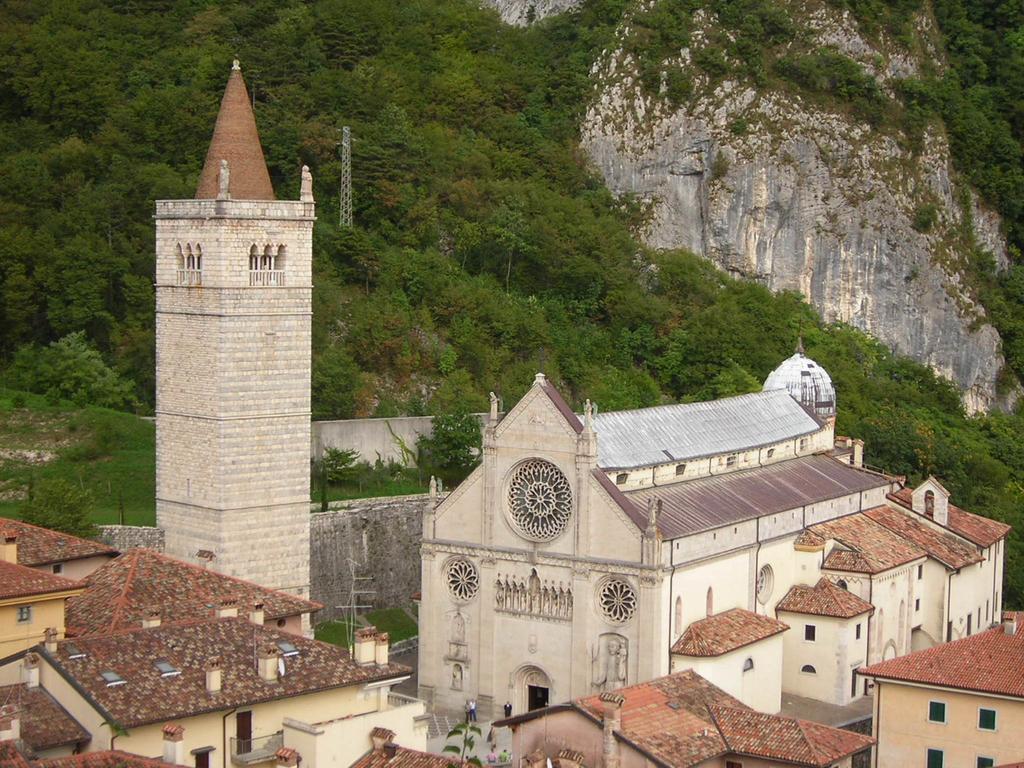 Alloggio Agrituristico Ai Tre Castelli Moruzzo Экстерьер фото